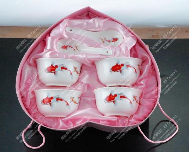 四碗四勺陶瓷餐具套装 骨瓷 婚庆乔迁广告促销礼品 工厂直销定制